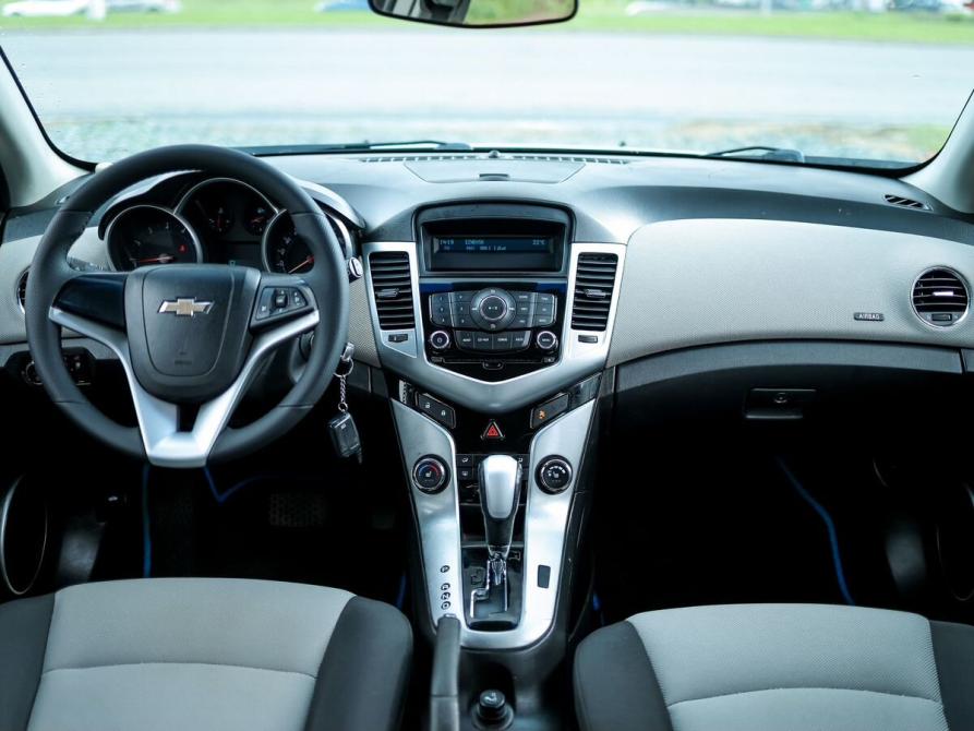 Chevrolet Cruze I Рестайлинг Ижевск  - изображение 8