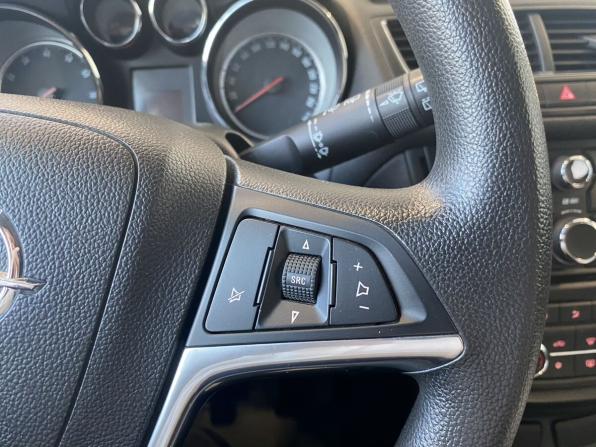 Opel Mokka I с пробегом 2014 года, цена 1 009 000 рублей, 97967 км, внедорожник, Автокод Объявления