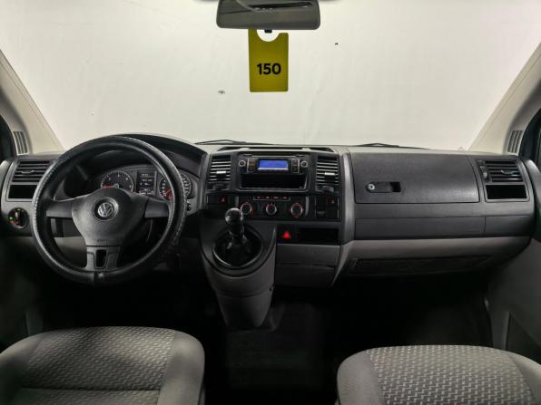 Volkswagen Caravelle T5 Рестайлинг с пробегом 2012 года, цена 1 430 000 рублей, 284000 км, минивэн, Автокод Объявления