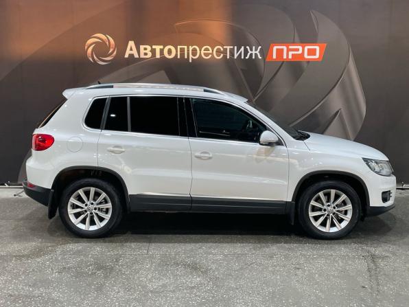 Volkswagen Tiguan I Рестайлинг с пробегом 2013 года, цена 1 700 000 рублей, 129686 км, внедорожник, Автокод Объявления