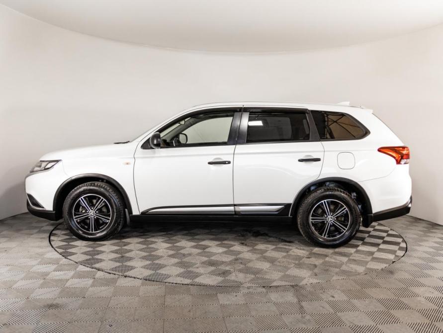 Mitsubishi Outlander III Рестайлинг 3 Санкт-Петербург  - изображение 8