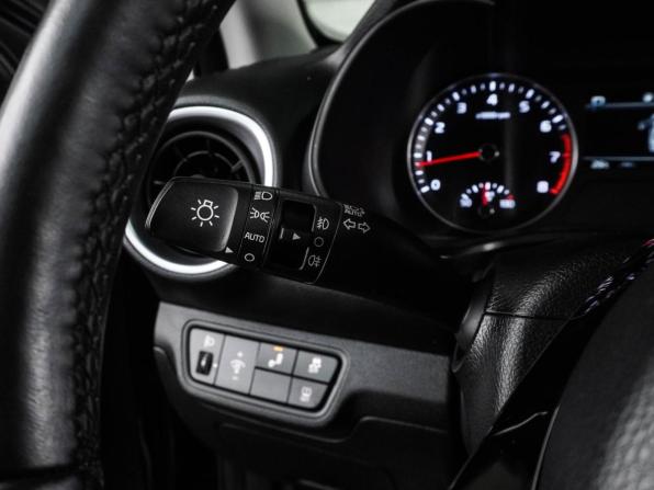 Kia Cerato IV Рестайлинг с пробегом 2022 года, цена 2 419 000 рублей, 68553 км, седан, Автокод Объявления