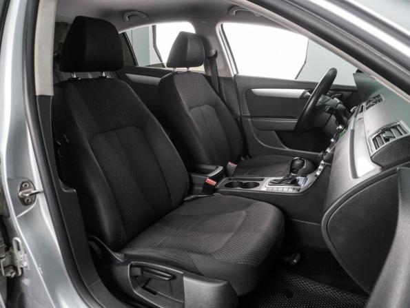Volkswagen Passat B7 с пробегом 2012 года, цена 899 000 рублей, 185704 км, седан, Автокод Объявления
