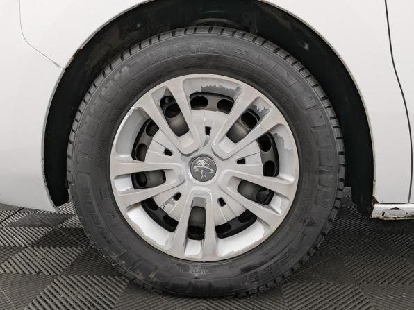 Peugeot Traveller I с пробегом 2019 года, цена 2 500 000 рублей, 150484 км, минивэн, Автокод Объявления