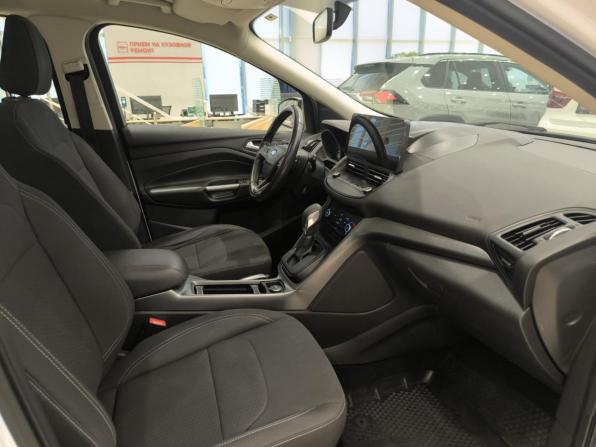 Ford Kuga II Рестайлинг с пробегом 2018 года, цена 1 693 000 рублей, 141468 км, внедорожник, Автокод Объявления