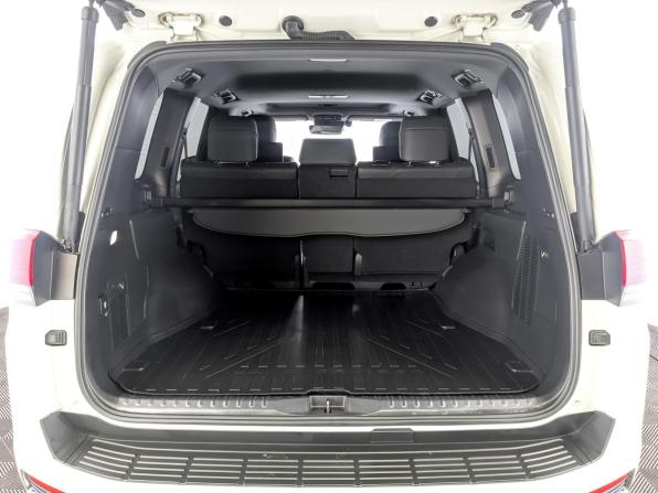 Toyota Land Cruiser 300 Series с пробегом 2022 года, цена 10 780 000 рублей, 18425 км, внедорожник, Автокод Объявления