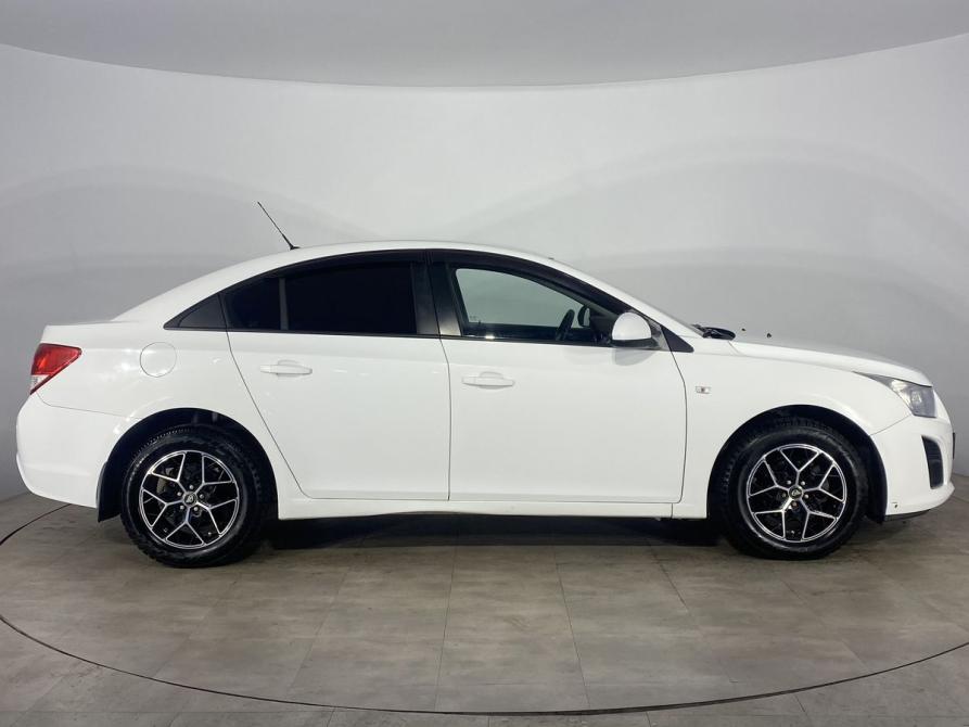 Chevrolet Cruze I Рестайлинг Санкт-Петербург  - изображение 4