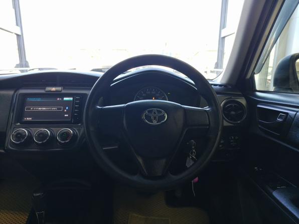 Toyota Corolla XI (E160 E170 E180) с пробегом 2015 года, цена 880 000 рублей, 133370 км, седан, Автокод Объявления