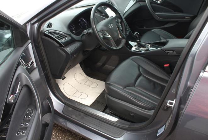 Hyundai Grandeur V с пробегом 2012 года, цена 1 400 000 рублей, 179843 км, седан, Автокод Объявления
