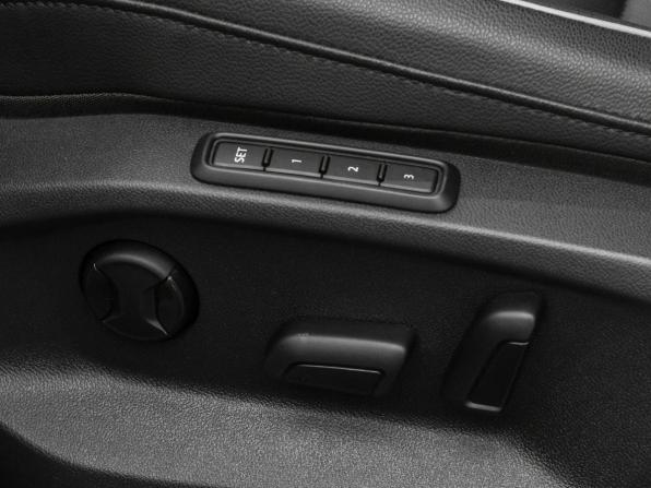 Volkswagen Tiguan II Рестайлинг с пробегом 2021 года, цена 3 550 000 рублей, 37816 км, внедорожник, Автокод Объявления