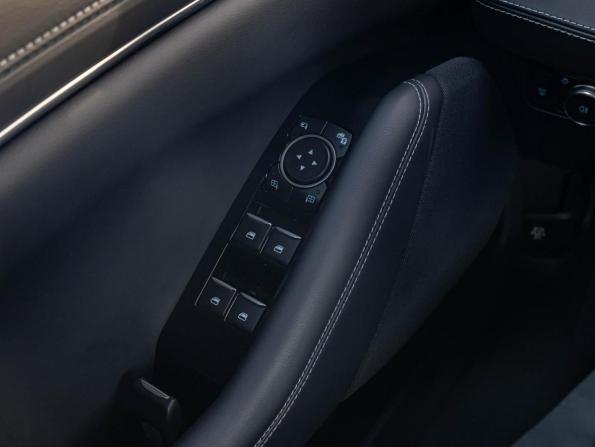 Ford Mustang Mach-E I с пробегом 2022 года, цена 4 930 000 рублей, 1356 км, внедорожник, Автокод Объявления