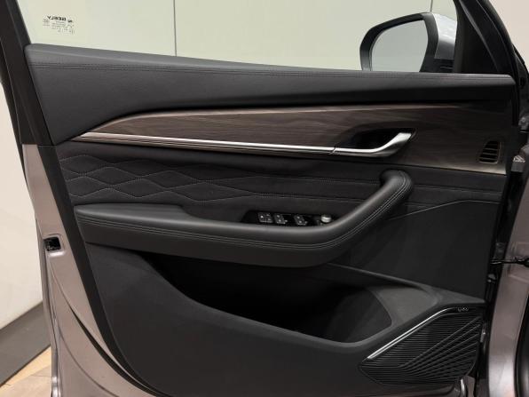 Geely Monjaro I Рестайлинг с пробегом 2026 года, цена 4 600 000 рублей, 7 км, внедорожник, Автокод Объявления
