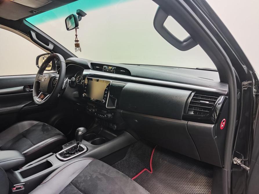 Toyota Hilux VIII Рестайлинг 2 Барнаул  - изображение 19