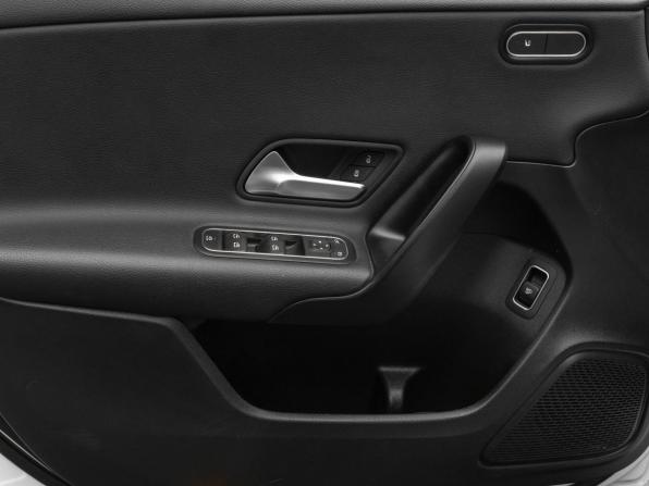 Mercedes-Benz A-Класс IV (W177) с пробегом 2019 года, цена 2 490 000 рублей, 77014 км, седан, Автокод Объявления