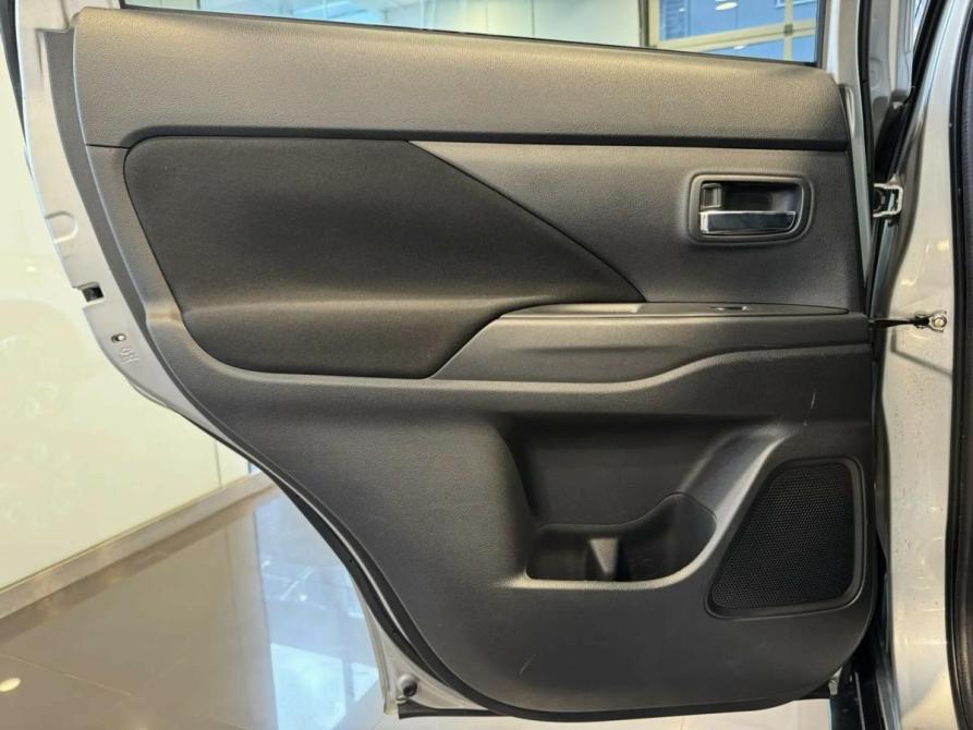 Mitsubishi Outlander III Рестайлинг 3 Подольск  - изображение 15