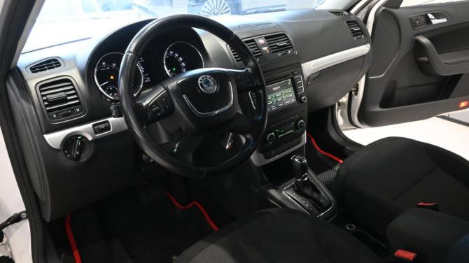 Skoda Yeti I с пробегом 2013 года, цена 729 000 рублей, 236989 км, внедорожник, Автокод Объявления
