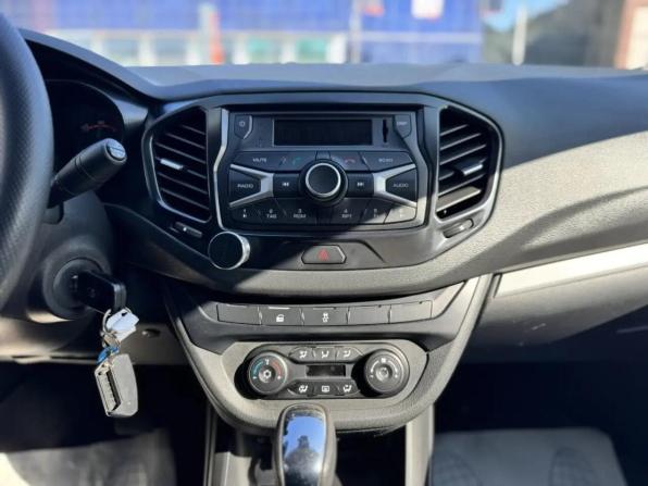 Lada (ВАЗ) Vesta I с пробегом 2021 года, цена 1 000 000 рублей, 41611 км, седан, Автокод Объявления