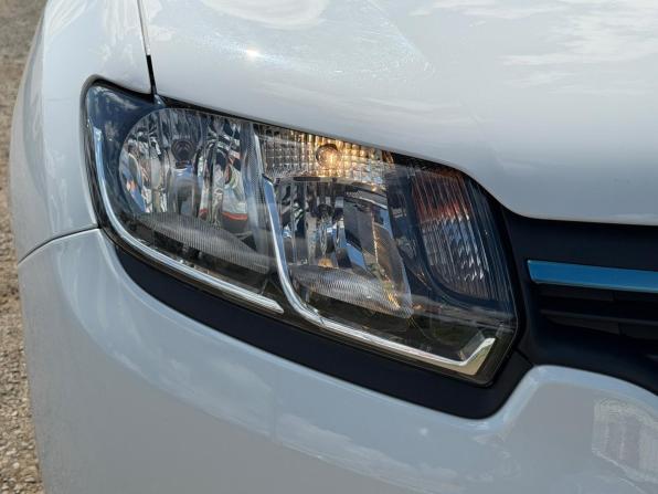 Renault Sandero II с пробегом 2017 года, цена 960 000 рублей, 34800 км, хэтчбек, Автокод Объявления
