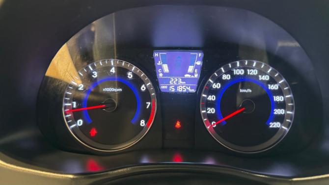 Hyundai Solaris I с пробегом 2013 года, цена 650 000 рублей, 151854 км, хэтчбек, Автокод Объявления