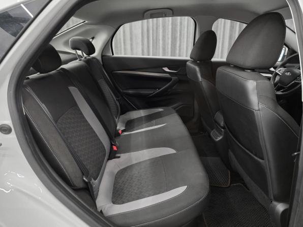 Lada (ВАЗ) Vesta I Рестайлинг (NG) с пробегом 2023 года, цена 1 160 000 рублей, 60000 км, седан, Автокод Объявления