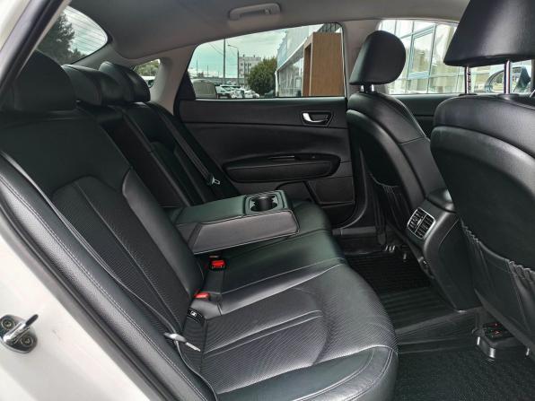 Kia Optima IV Рестайлинг с пробегом 2019 года, цена 2 279 000 рублей, 98520 км, седан, Автокод Объявления