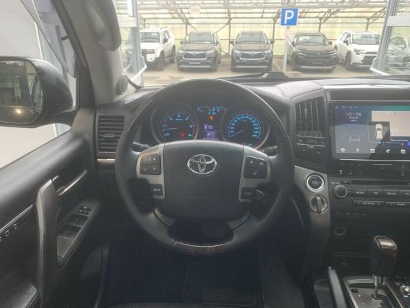 Toyota Land Cruiser 200 Series с пробегом 2011 года, цена 3 260 000 рублей, 312000 км, внедорожник, Автокод Объявления