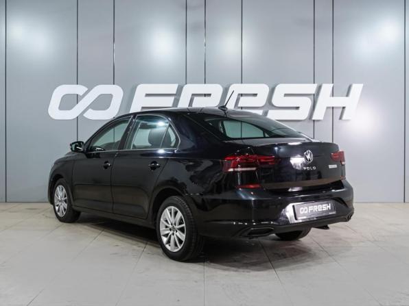 Volkswagen Polo VI с пробегом 2021 года, цена 2 039 000 рублей, 58797 км, лифтбек, Автокод Объявления
