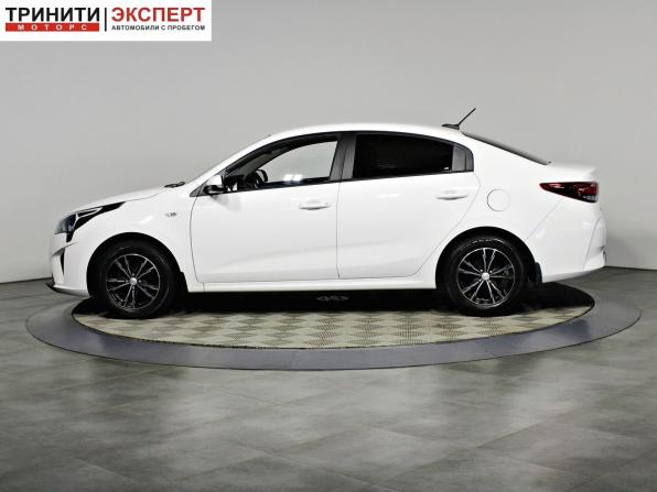 Kia Rio IV Рестайлинг с пробегом 2021 года, цена 1 897 000 рублей, 61291 км, седан, Автокод Объявления