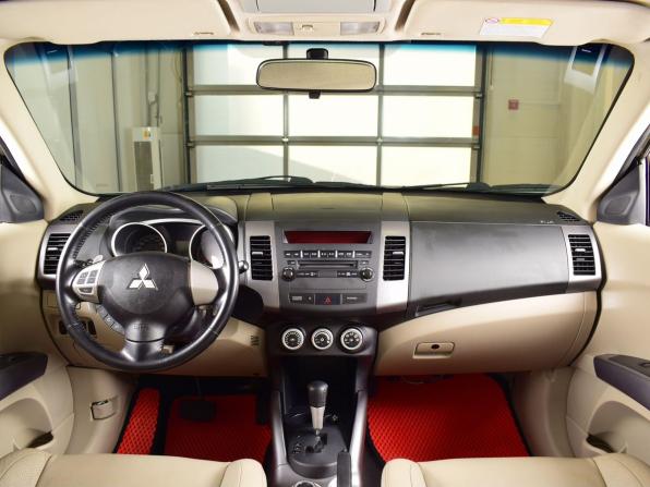Mitsubishi Outlander II с пробегом 2008 года, цена 1 099 995 рублей, 126614 км, внедорожник, Автокод Объявления