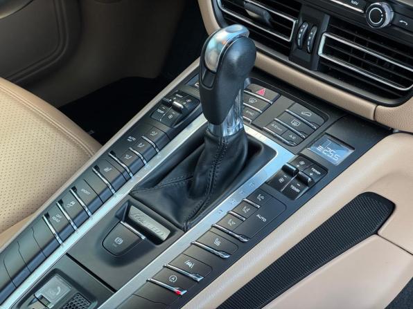 Porsche Macan I Рестайлинг с пробегом 2020 года, цена 5 990 000 рублей, 48665 км, внедорожник, Автокод Объявления