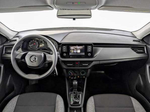 Skoda Rapid II с пробегом 2021 года, цена 1 715 000 рублей, 69993 км, лифтбек, Автокод Объявления