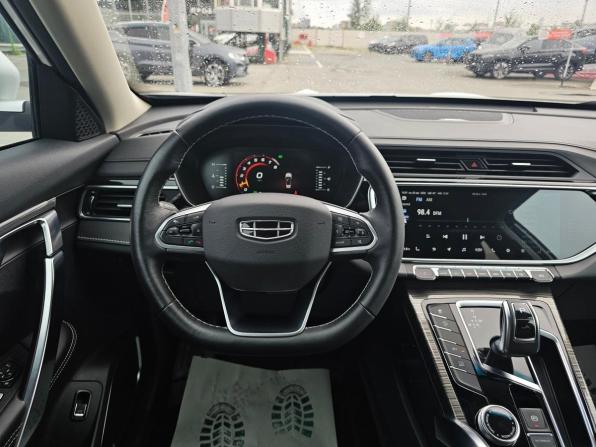 Geely Atlas Pro с пробегом 2022 года, цена 1 955 995 рублей, 47085 км, внедорожник, Автокод Объявления