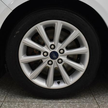 Ford Focus III Рестайлинг с пробегом 2018 года, цена 1 235 000 рублей, 143306 км, хэтчбек, Автокод Объявления
