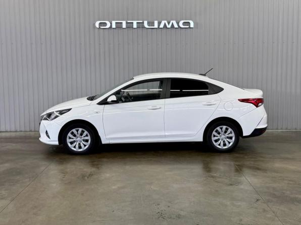 Hyundai Solaris II Рестайлинг с пробегом 2022 года, цена 1 587 000 рублей, 106121 км, седан, Автокод Объявления