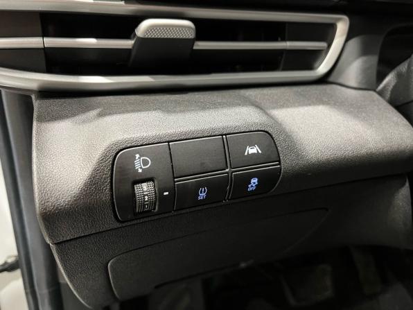 Hyundai Elantra VII (CN7) с пробегом 2021 года, цена 1 870 000 рублей, 58553 км, седан, Автокод Объявления