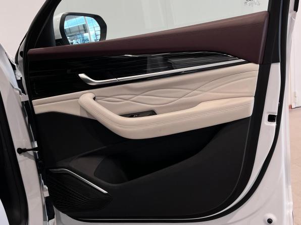 Geely Monjaro I с пробегом 2024 года, цена 3 550 000 рублей, 16891 км, внедорожник, Автокод Объявления