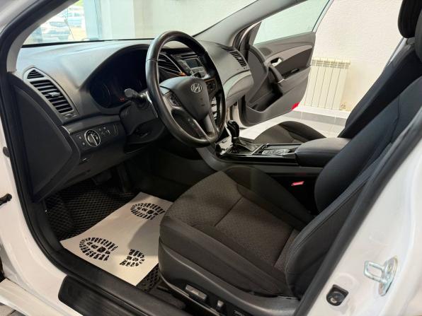 Hyundai i40 I Рестайлинг с пробегом 2016 года, цена 1 400 000 рублей, 130793 км, седан, Автокод Объявления