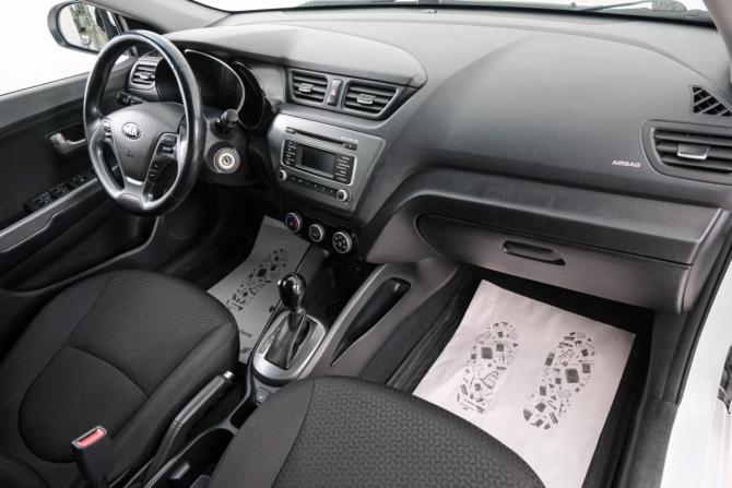 Kia Rio III Рестайлинг с пробегом 2017 года, цена 1 199 000 рублей, 88400 км, седан, Автокод Объявления