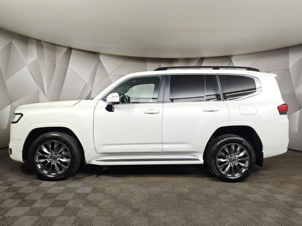 Toyota Land Cruiser 300 Series с пробегом 2022 года, цена 10 235 000 рублей, 47177 км, внедорожник, Автокод Объявления
