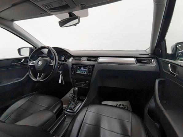 Skoda Rapid I с пробегом 2015 года, цена 920 000 рублей, 137606 км, лифтбек, Автокод Объявления
