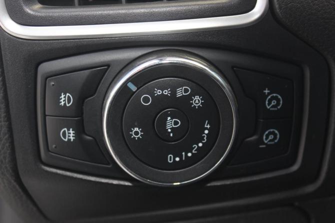 Ford Focus III с пробегом 2011 года, цена 717 000 рублей, 213923 км, хэтчбек, Автокод Объявления