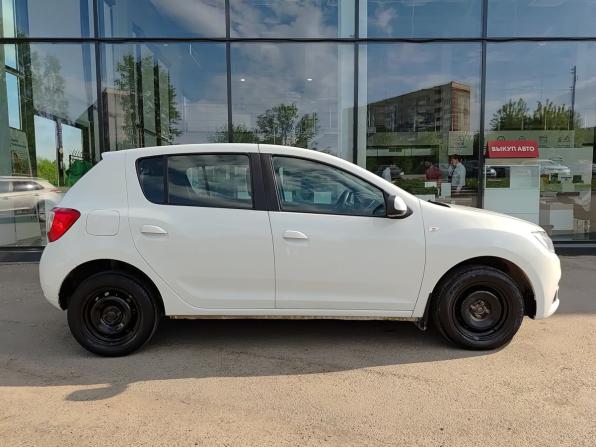 Renault Sandero II Рестайлинг с пробегом 2018 года, цена 830 000 рублей, 111950 км, хэтчбек, Автокод Объявления