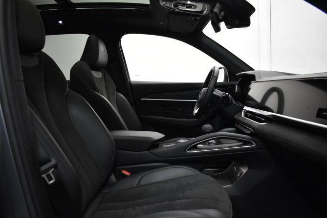 Geely Monjaro I с пробегом 2024 года, цена 3 300 000 рублей, 44026 км, внедорожник, Автокод Объявления