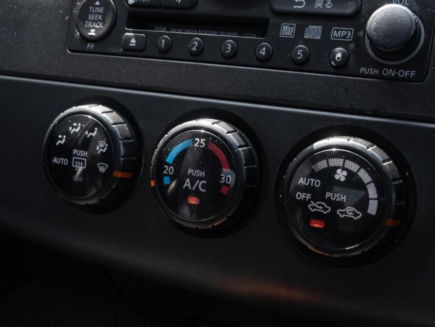 Nissan Tiida I Краснодар  - изображение 14