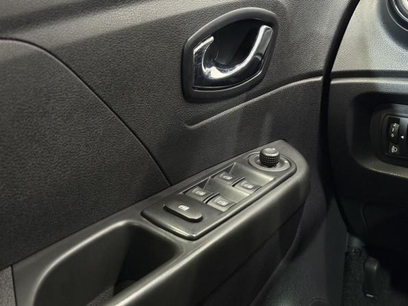 Renault Kaptur I с пробегом 2018 года, цена 1 250 000 рублей, 107000 км, внедорожник, Автокод Объявления