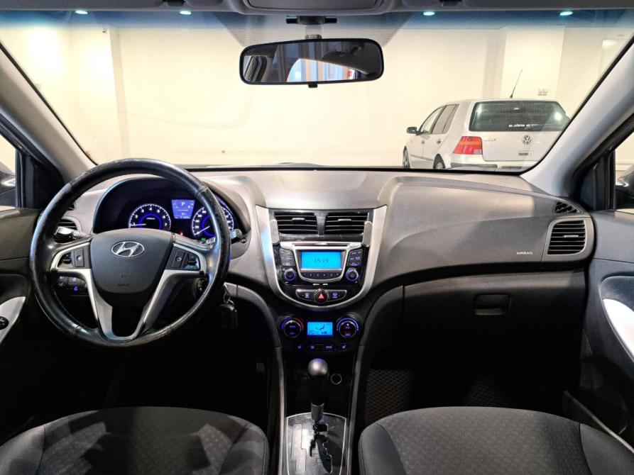 Hyundai Solaris I Казань  - изображение 17
