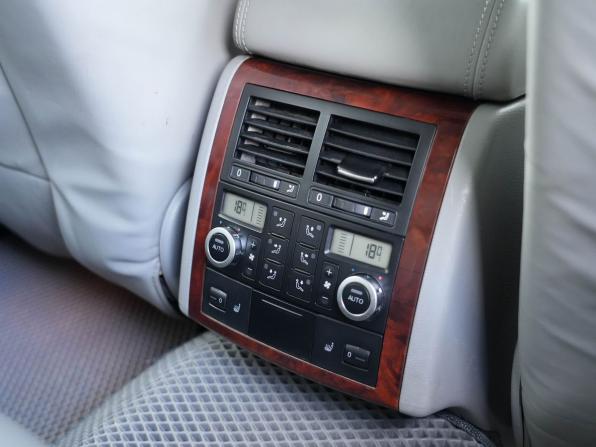 Volkswagen Touareg I с пробегом 2006 года, цена 780 000 рублей, 297278 км, внедорожник, Автокод Объявления