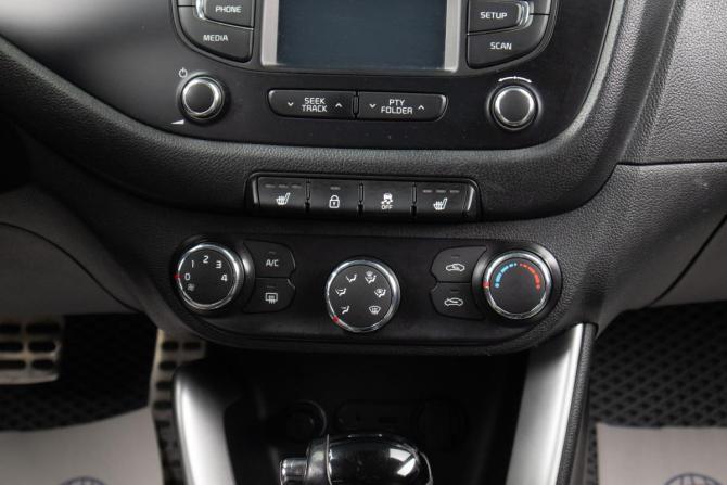 Kia Ceed II с пробегом 2013 года, цена 749 000 рублей, 200000 км, универсал, Автокод Объявления