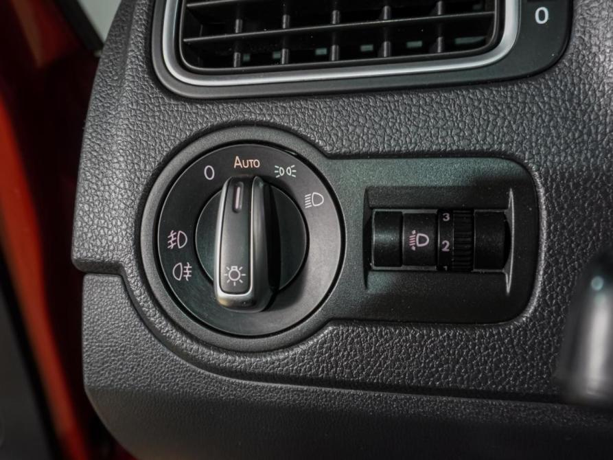 Volkswagen Polo V Рестайлинг Воронеж  - изображение 15