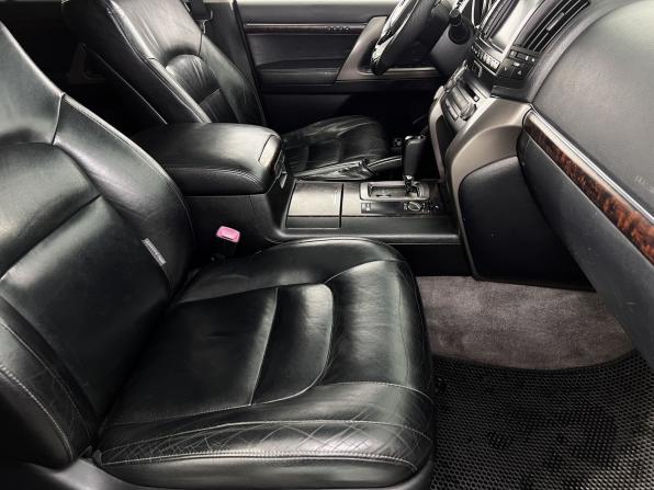 Toyota Land Cruiser 200 Series с пробегом 2011 года, цена 2 450 000 рублей, 443265 км, внедорожник, Автокод Объявления